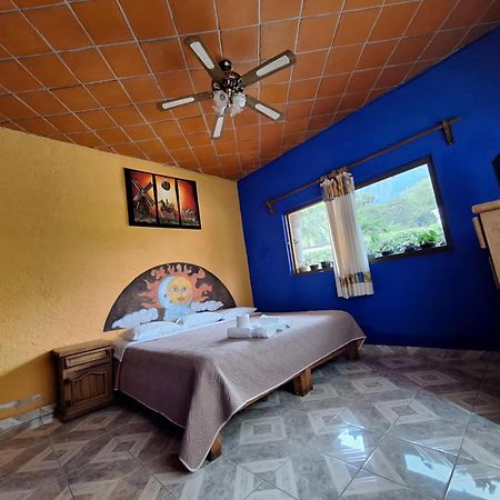 Hotel Posada Casa Las Gaviotas Tepoztlán Kültér fotó